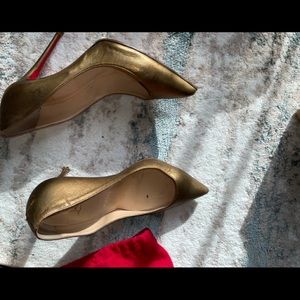 GOLD CLOSED TOE CHRISTIAN LOUBOUTINS